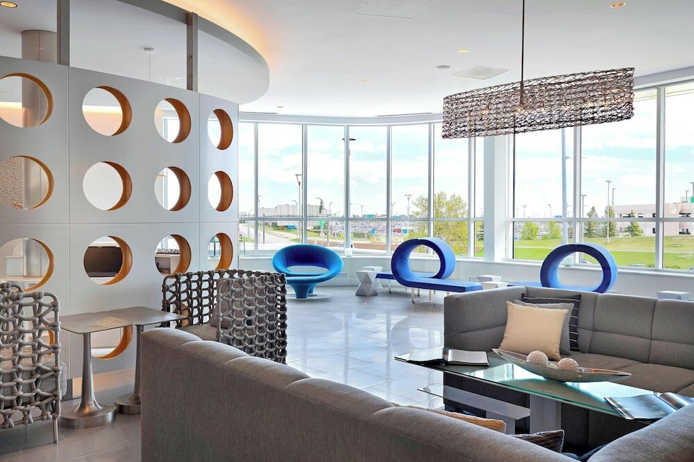 Фото Renaissance Edmonton Airport Hotel