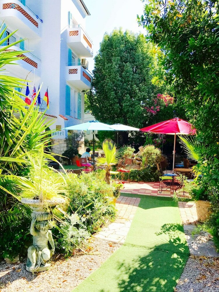 Фото Hôtel Le Pré Catelan