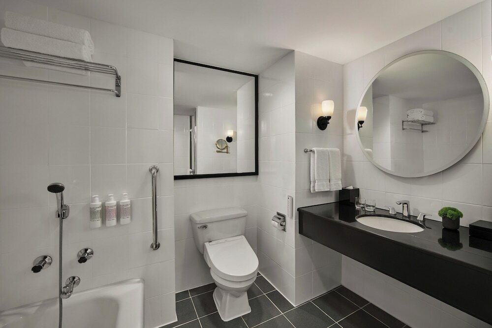 Фото New World Saigon Hotel