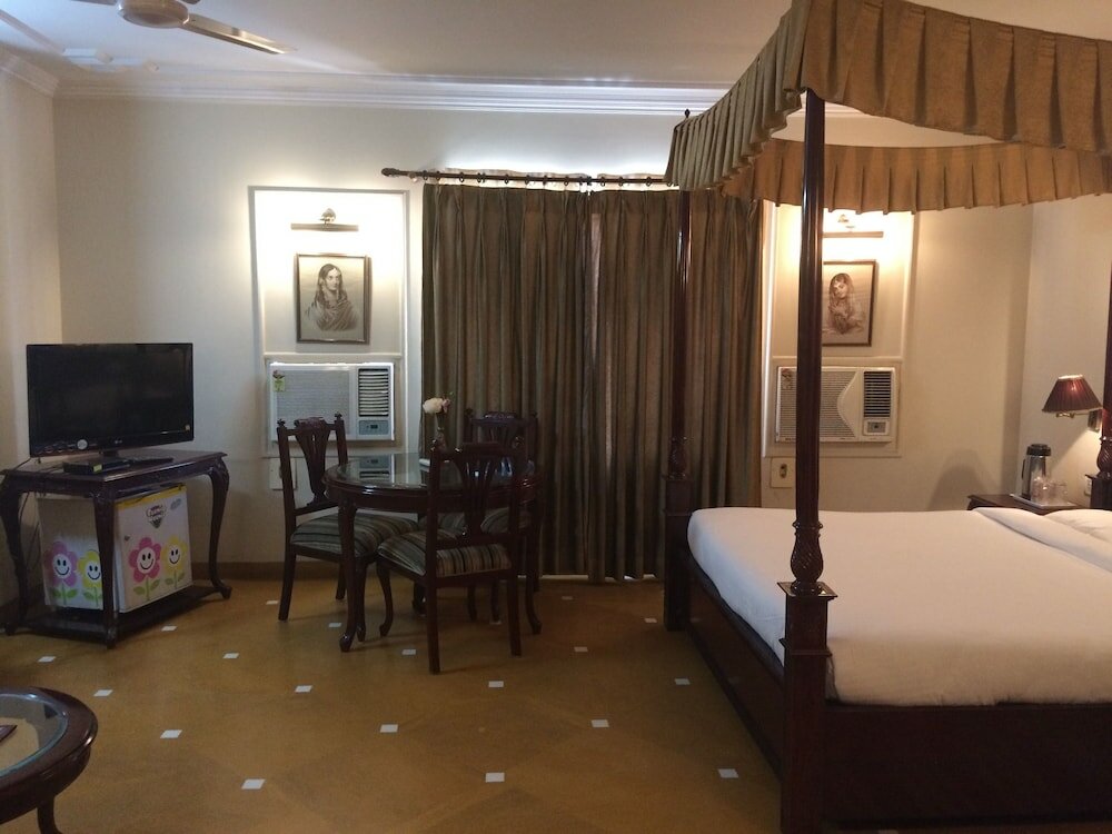 Фото Lmb Hotel