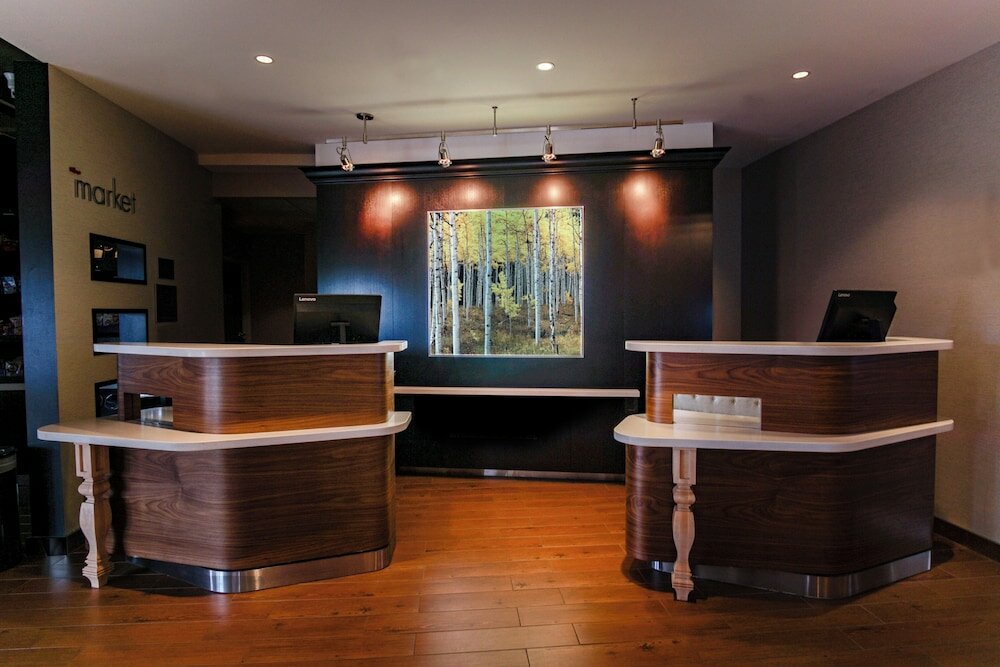 Фото Courtyard by Marriott Lenox Berkshires