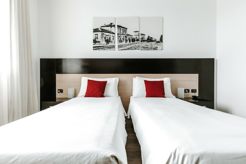 Фото Hotel Carpi