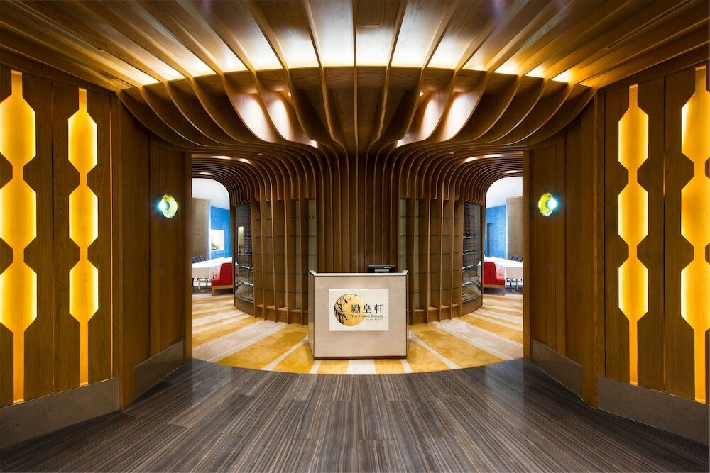 Фото Legend Palace Hotel