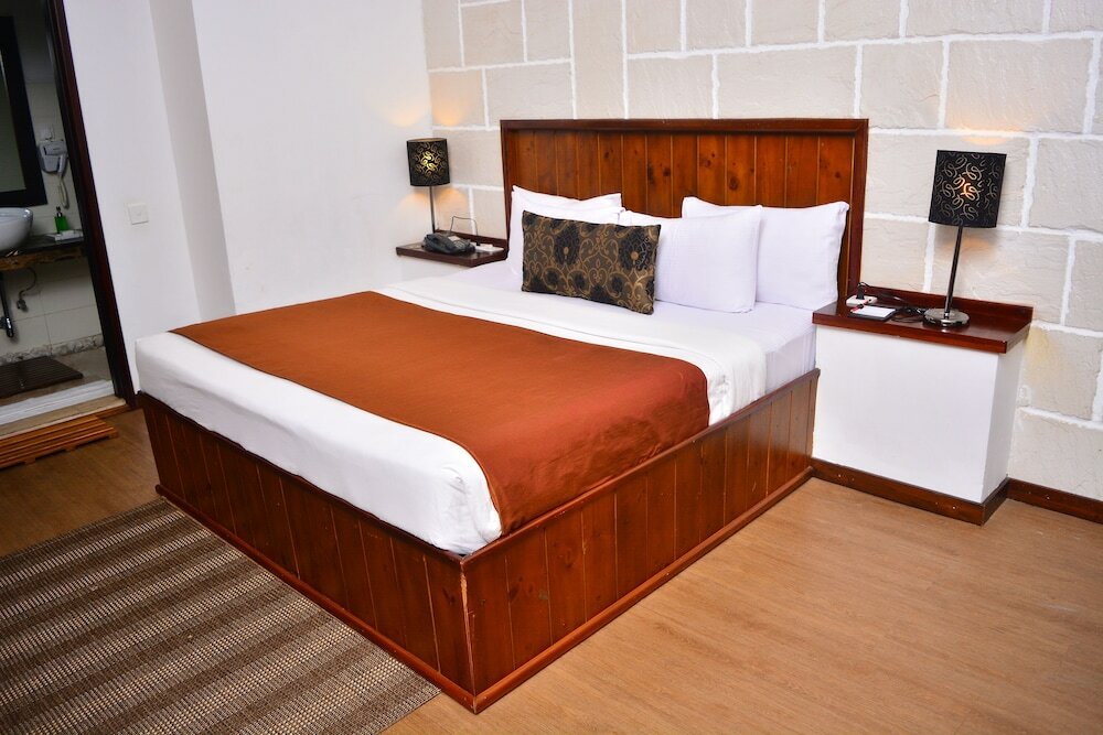 Фото Unique Cottages