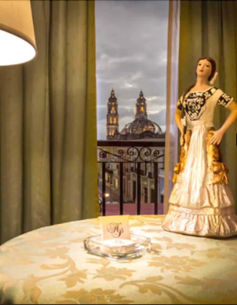 Фото Hotel Plaza Colonial