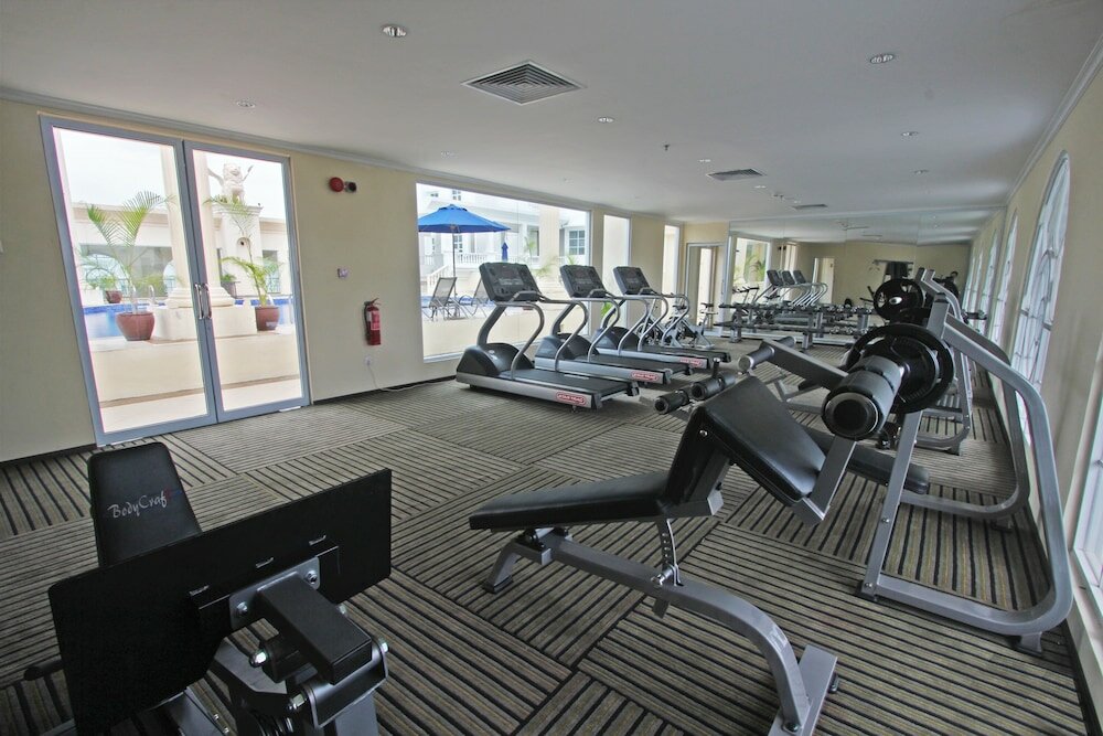 Фото Harmoni One Convention Hotel & Service Apartments
