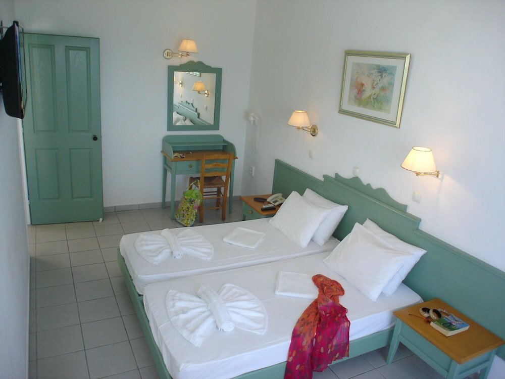 Фото Andromeda Hotel Apartments