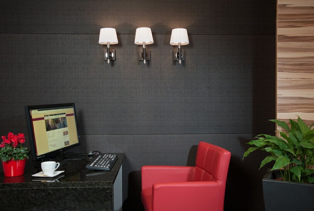 Фото Lucia Hotel