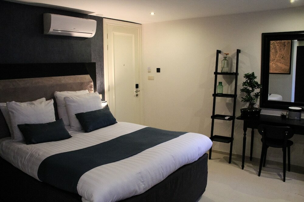 Фото No. 377 House