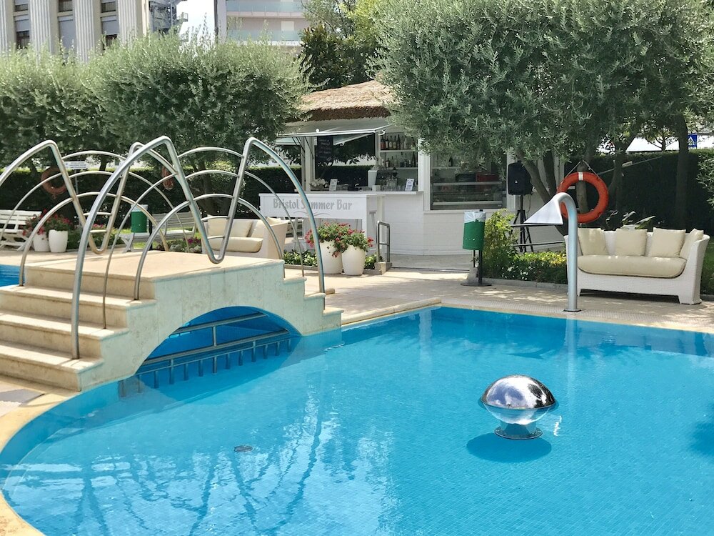 Фото Hotel Bristol