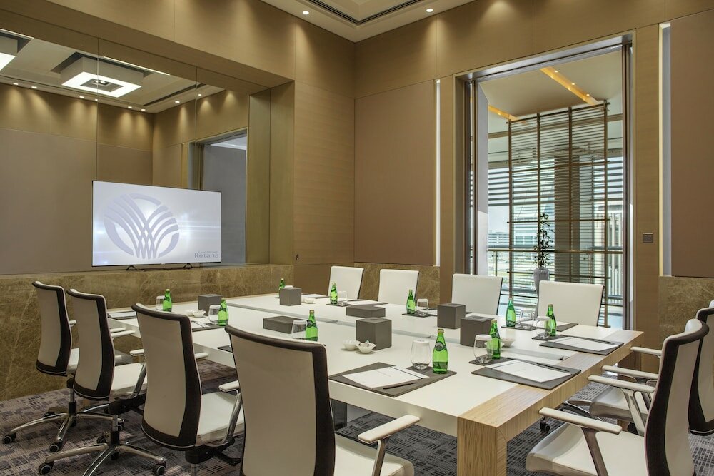 Фото Downtown Rotana