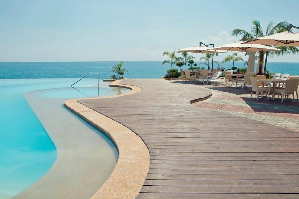 Фото Danao Coco Palms Resort