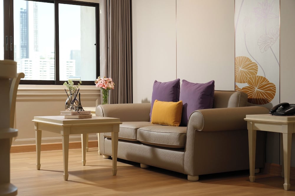 Фото Centre Point Sukhumvit 10