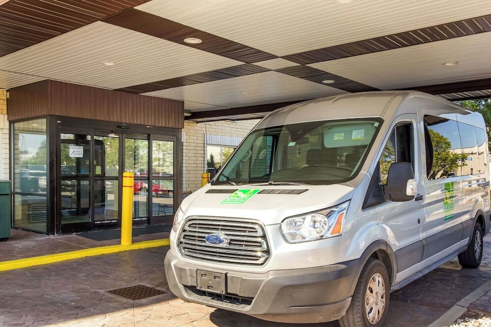 Фото Quality Inn & Suites Cvg Airport