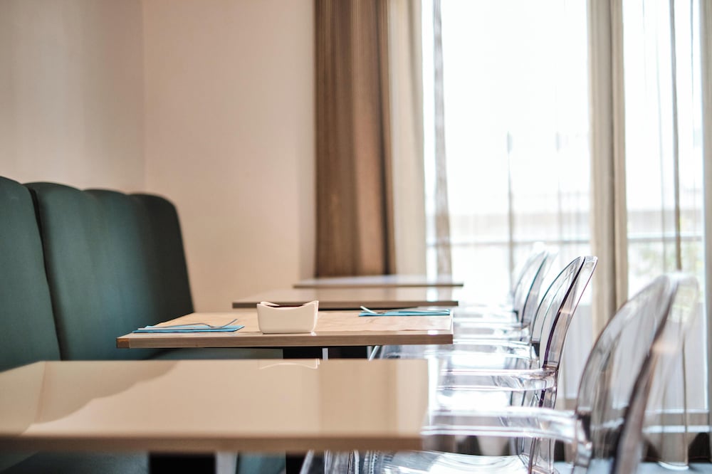 Фото Lux Santiago