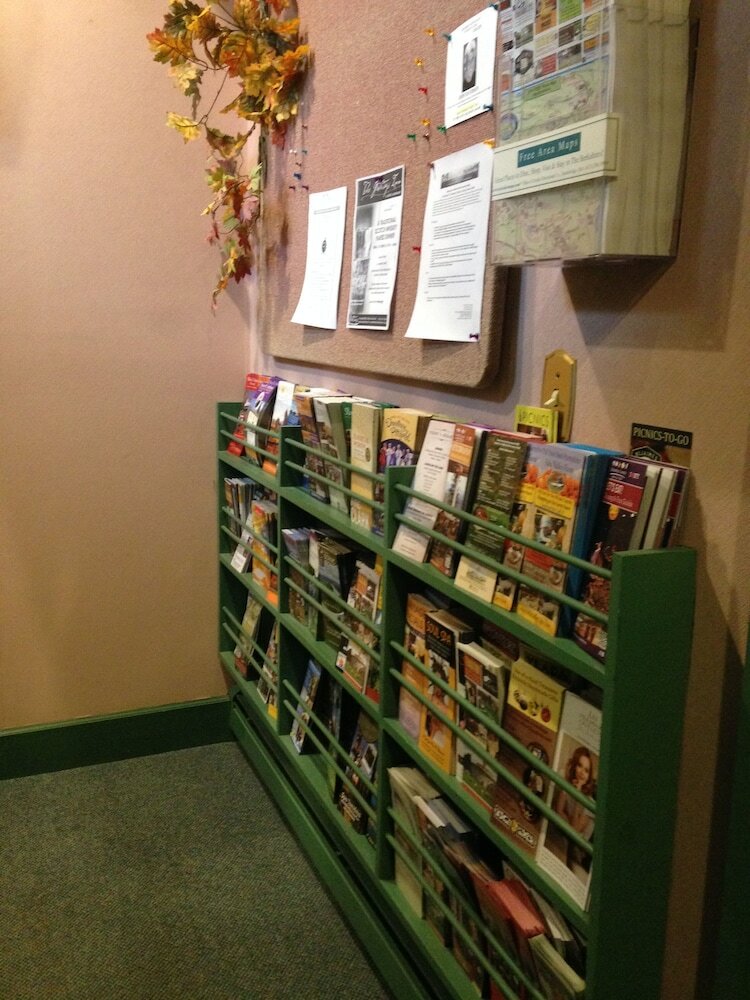 Фото Chambery Inn