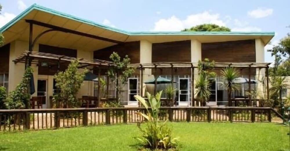 Hotel Emerald Guesthouse, Kempton Park, photo