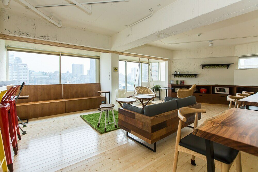 Фото Mr Lobster's Secret Den Design Hostel