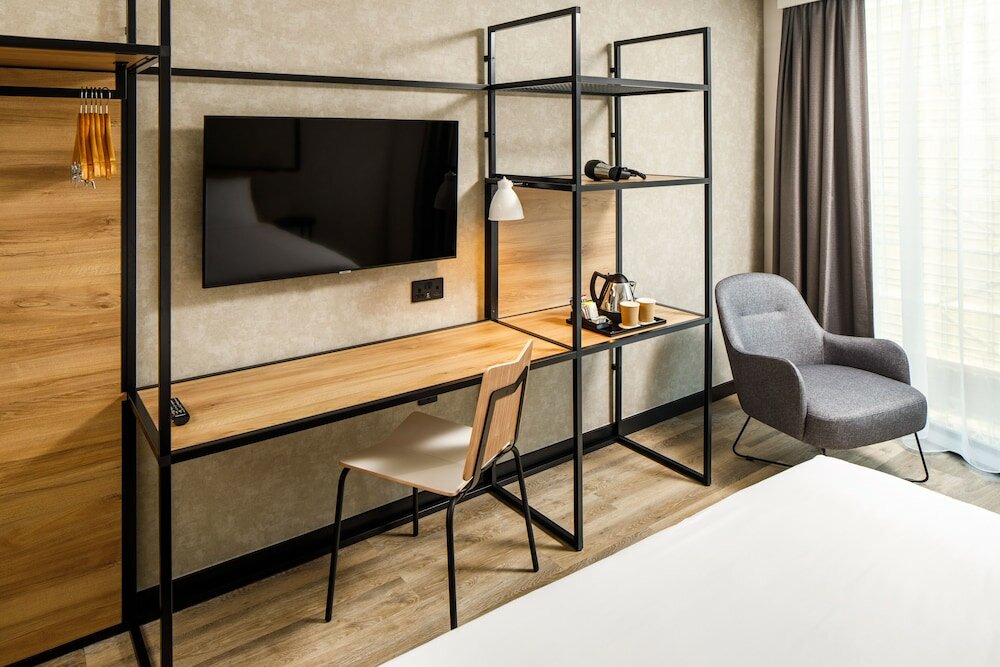 Фото Ibis London Sutton Point