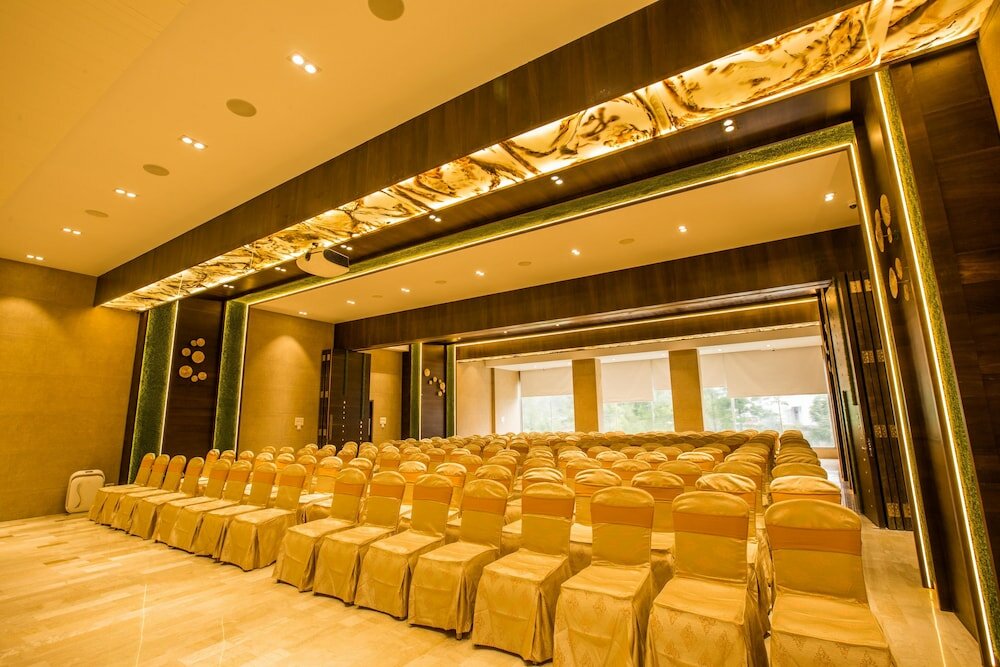 Фото Hotel Millennium Park