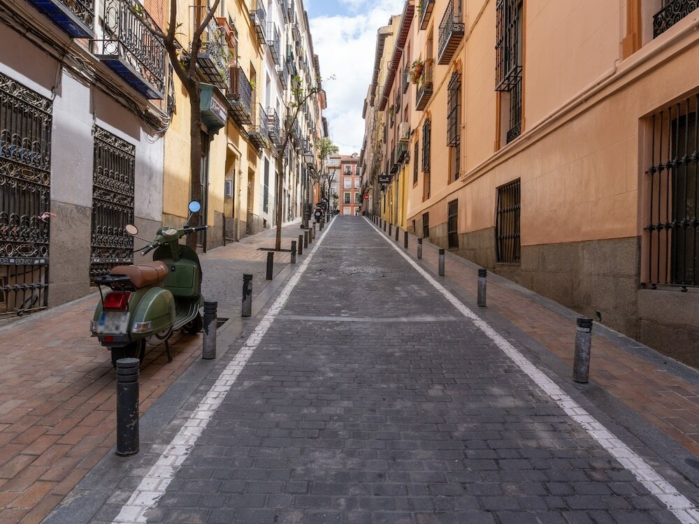 Фото Limehome Madrid Calle de la Madera