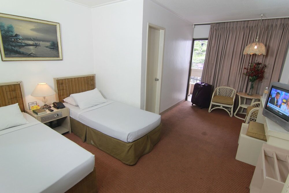 Фото Hotel Supreme