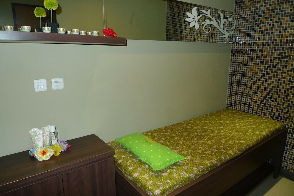 Фото Lombok Raya Hotel