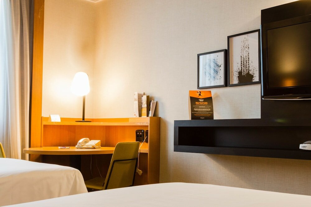 Фото Bristol Santo André Hotel