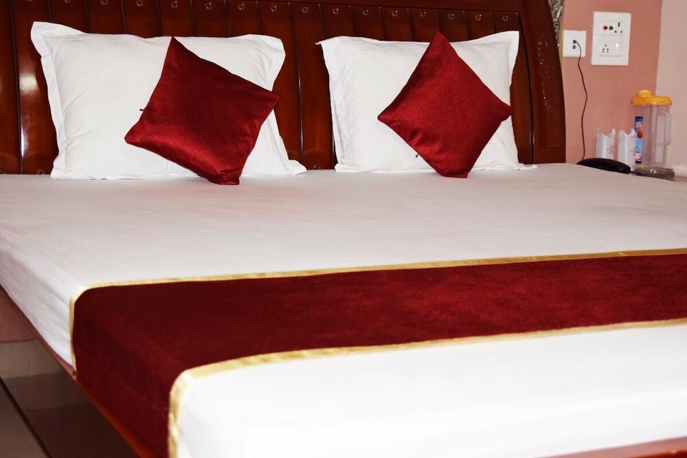 Фото Hotel Avisha