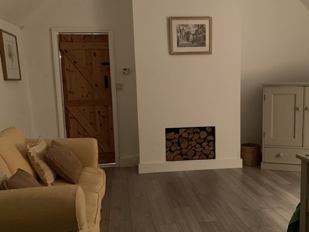 Фото Appletree Cottages