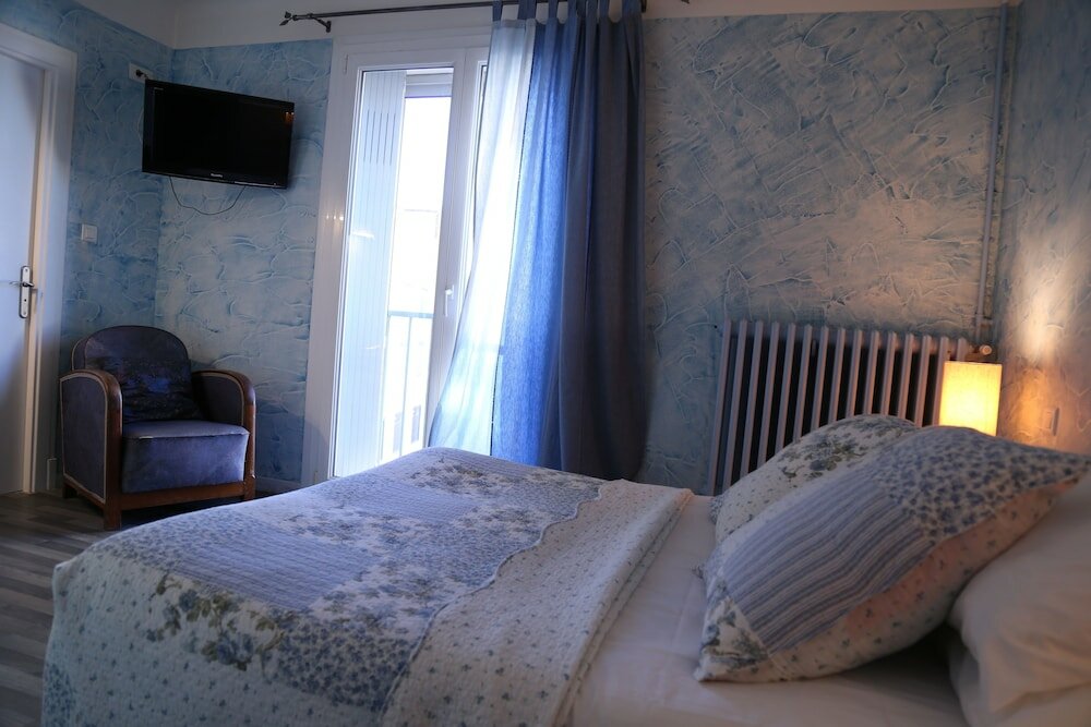 Фото Hôtel de France