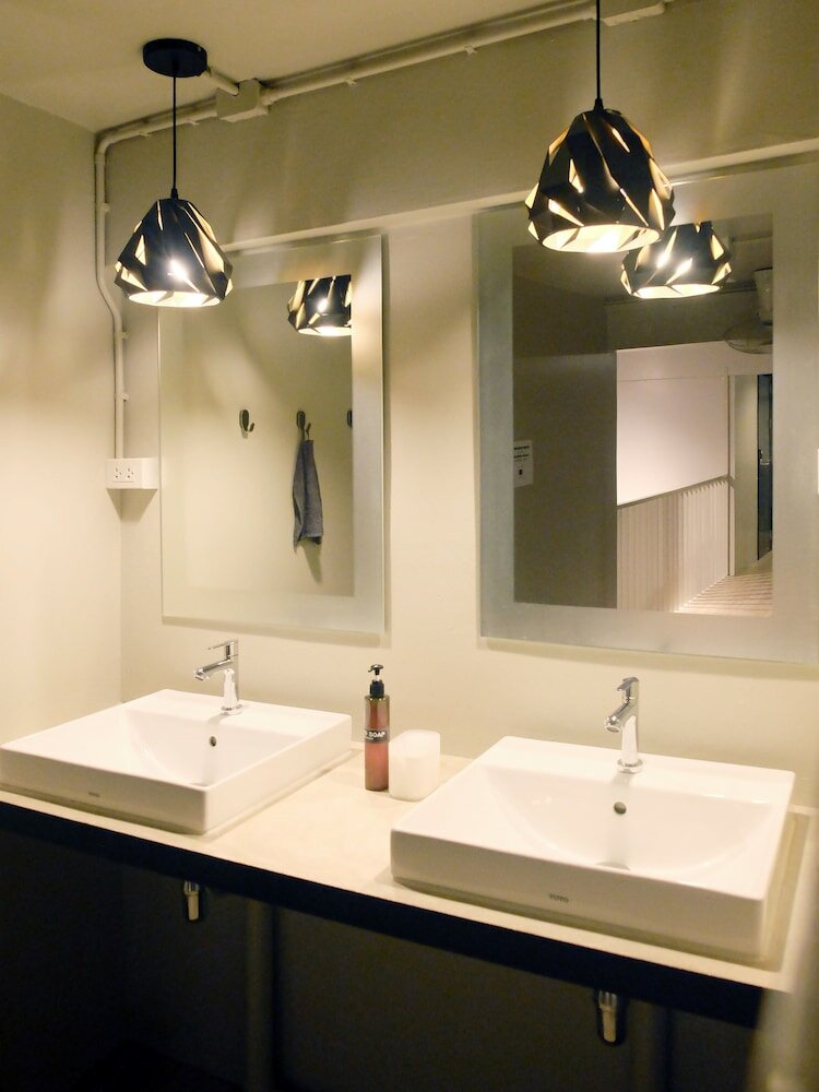 Фото Monomer Hostel Bangkok