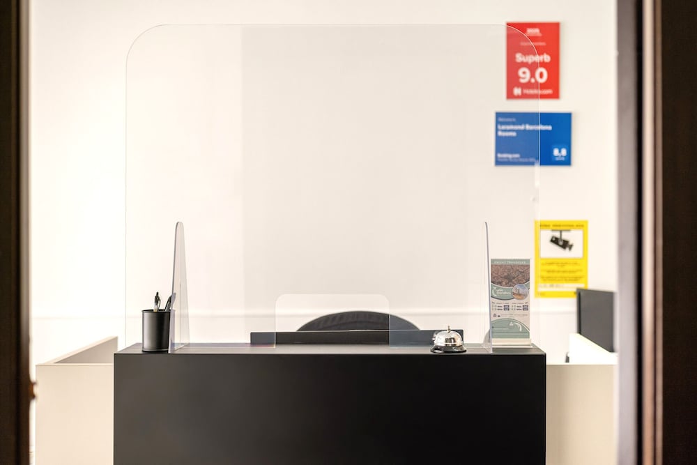 Фото Laramond Barcelona Rooms