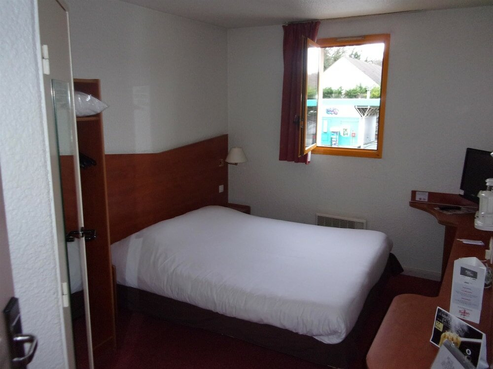 Фото Kyriad Chantilly