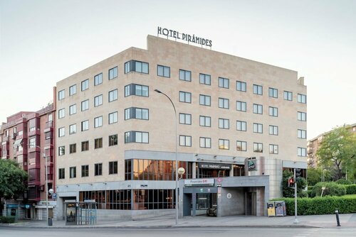 Rafaelhoteles Pirámides