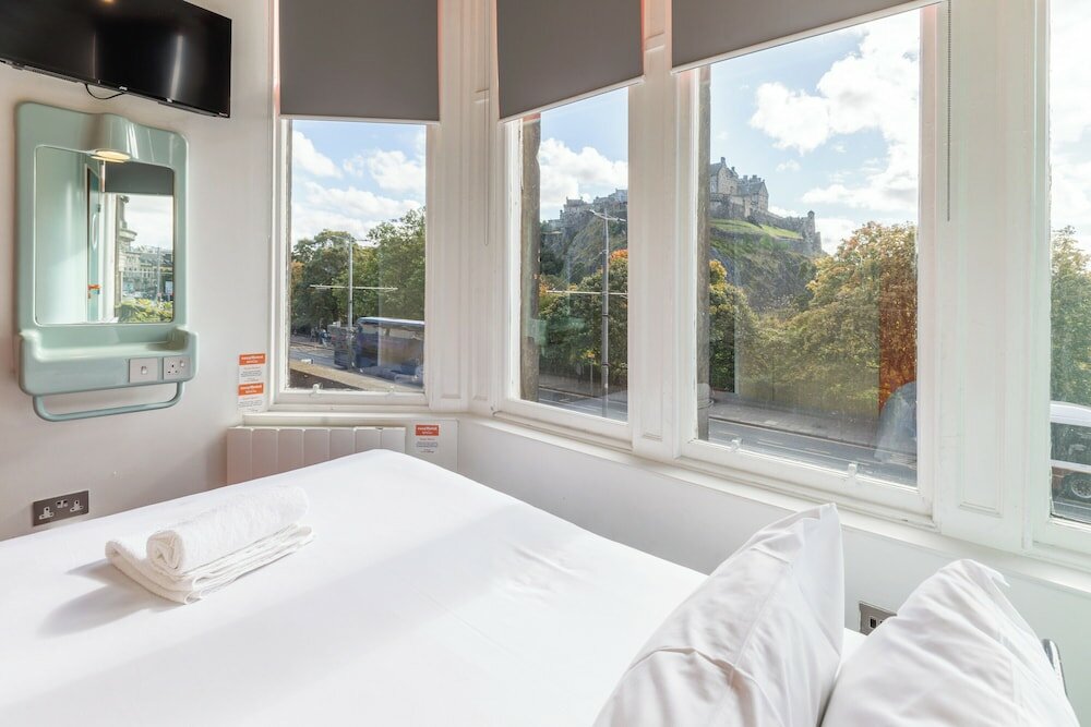 Фото easyHotel Edinburgh