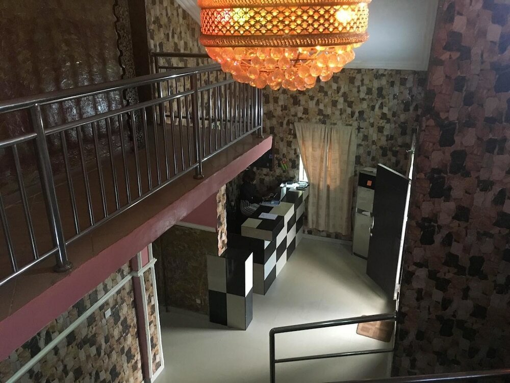 Фото Marble Hill Hotel