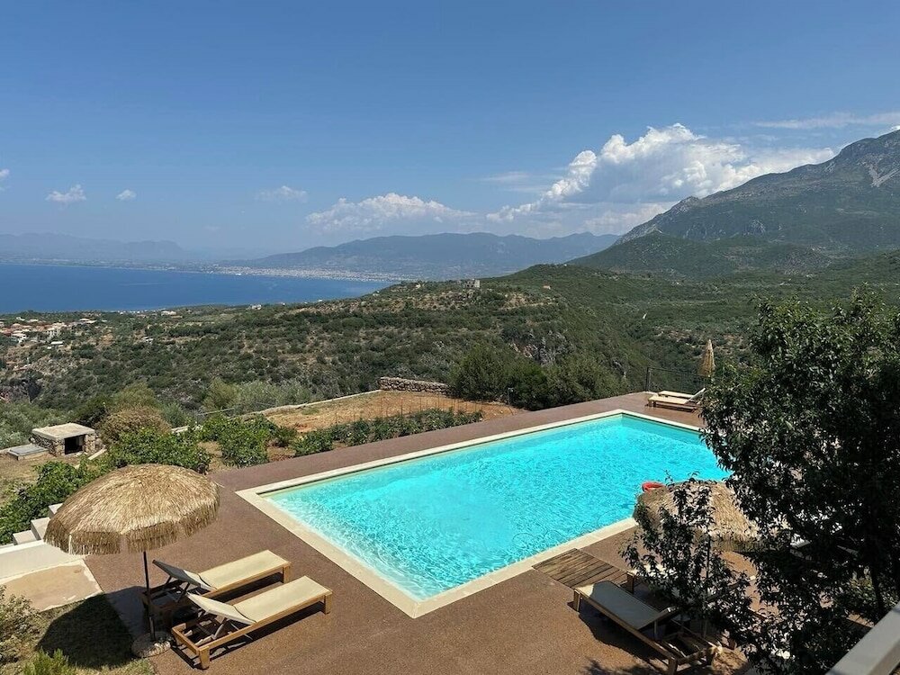 Фото Euphoria Suites