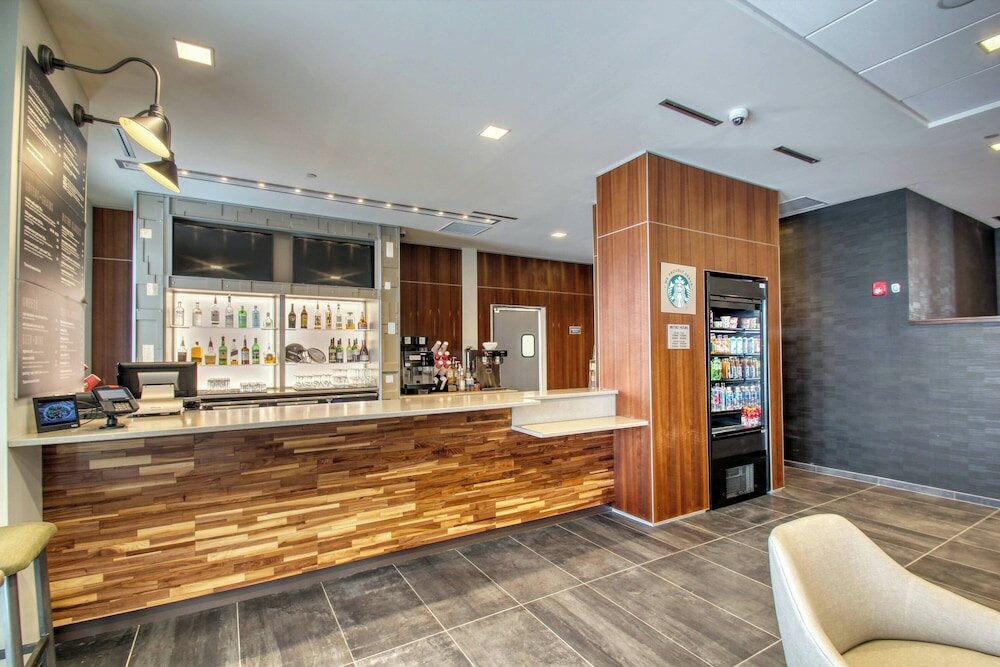 Фото Courtyard by Marriott Fargo