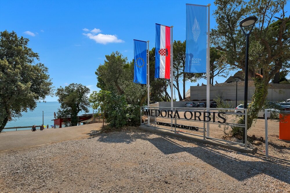 Фото Medora Orbis Mobile Homes & Glamping