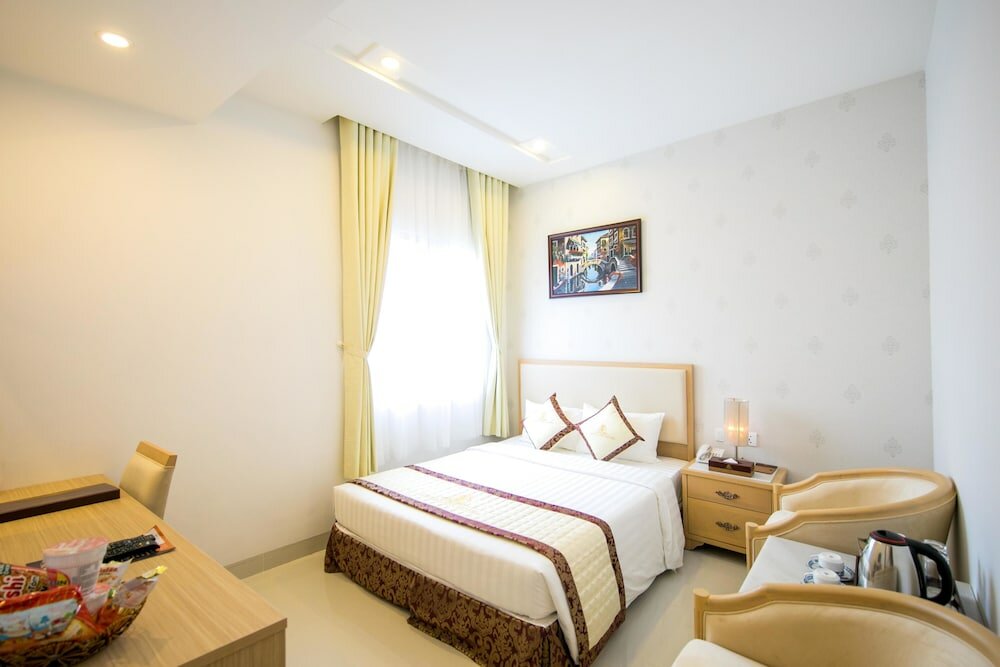 Фото Le Saigon Hotel