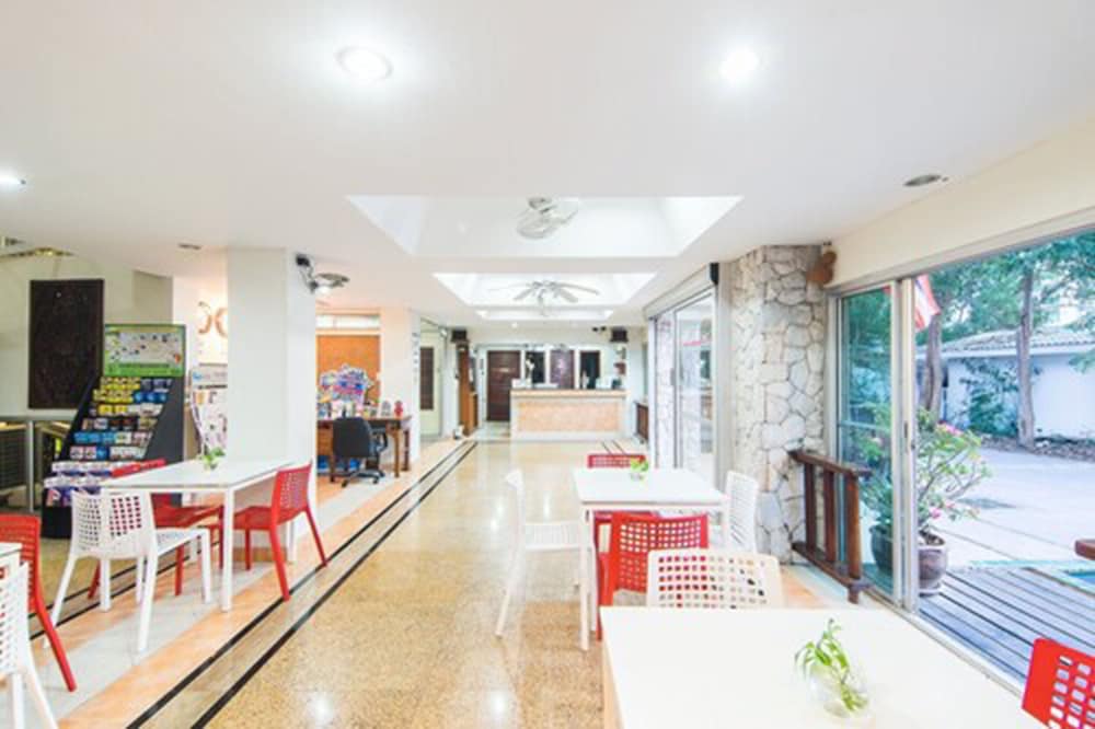 Фото Bella Villa Pattaya 3rd Road