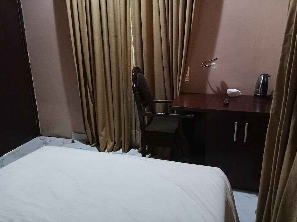 Фото Degok Hotel