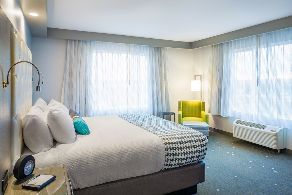 Фото Best Western Premier Hotel at Fisher's Landing