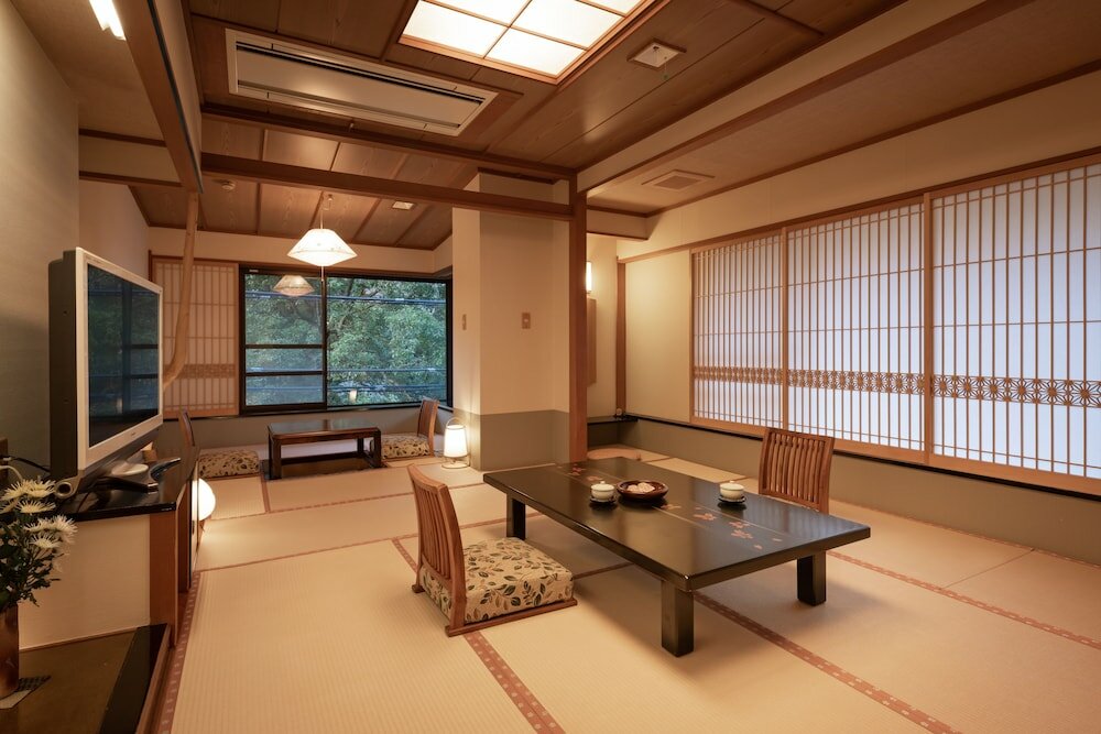 Фото Hakone Kamon