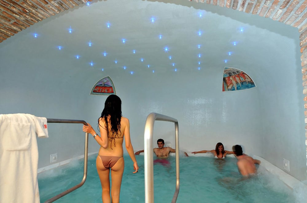 Фото Hotel Villa Campomaggio