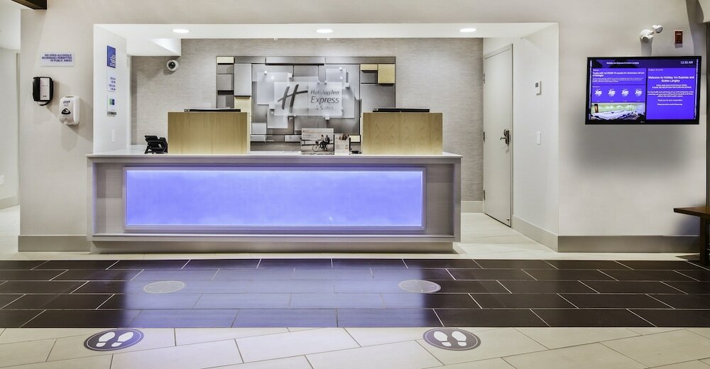 Фото Holiday Inn Express & Suites Langley