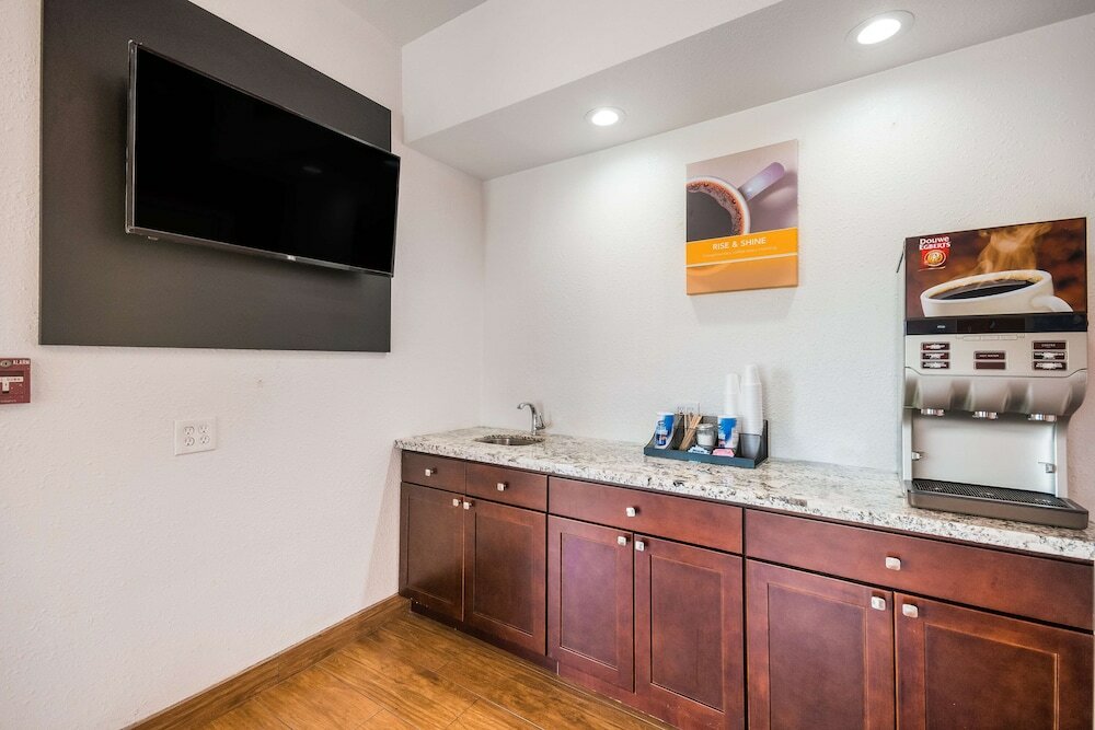 Фото Motel 6 Houston, Tx - Brookhollow