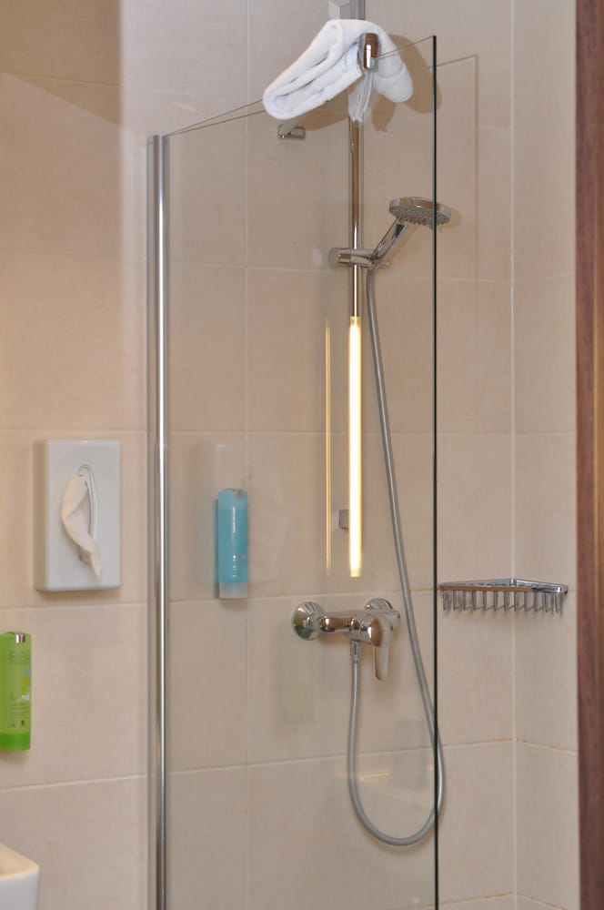 Фото Bacchus Hotel