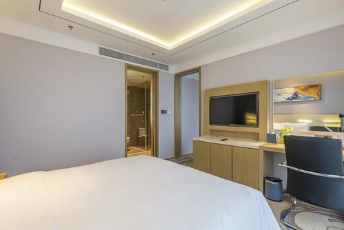 Гостиница Holiday Inn Express Anshan Downtown, an Ihg Hotel в Ляояне